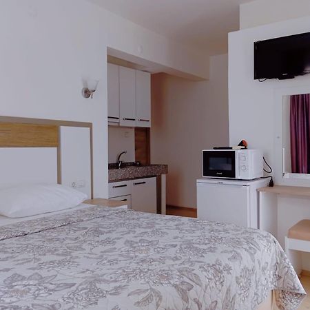 Parla Apart Hotel Cesme Ngoại thất bức ảnh