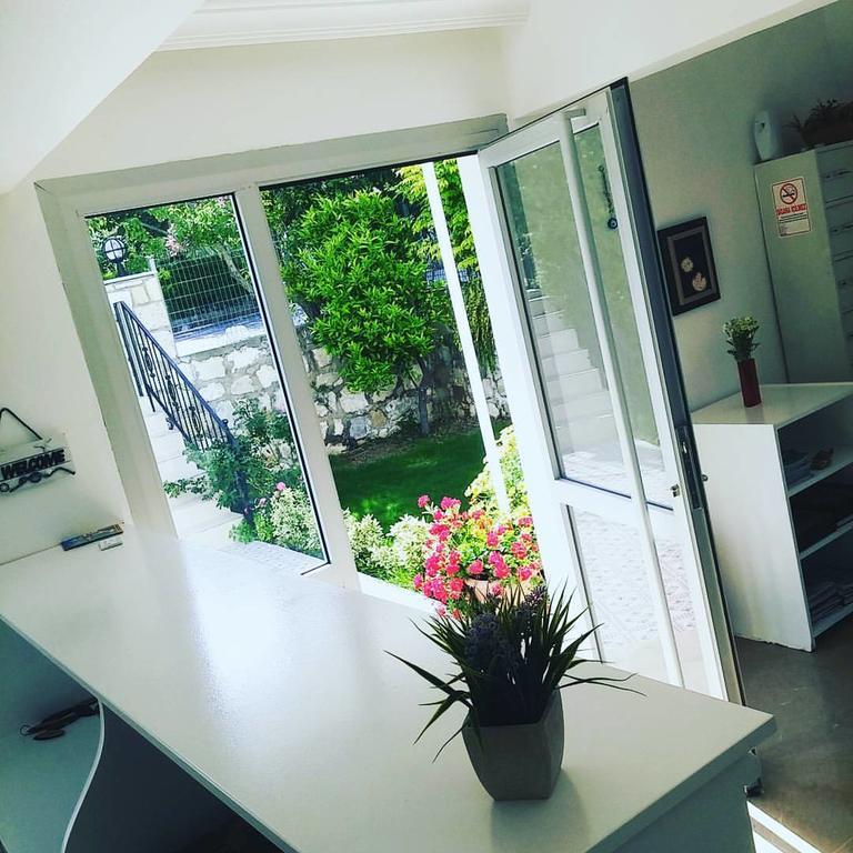 Parla Apart Hotel Cesme Ngoại thất bức ảnh