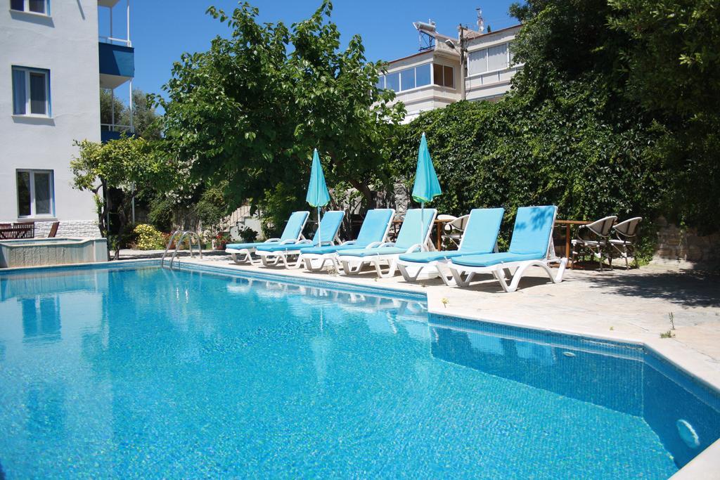 Parla Apart Hotel Cesme Ngoại thất bức ảnh