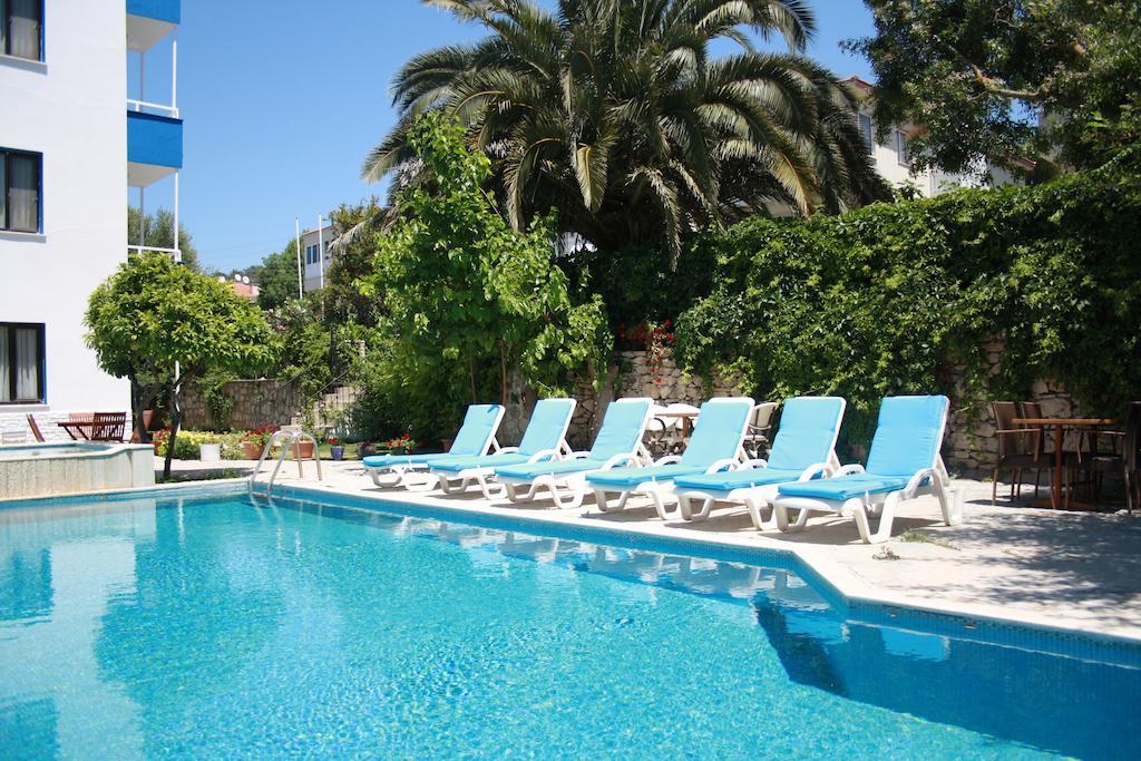 Parla Apart Hotel Cesme Ngoại thất bức ảnh