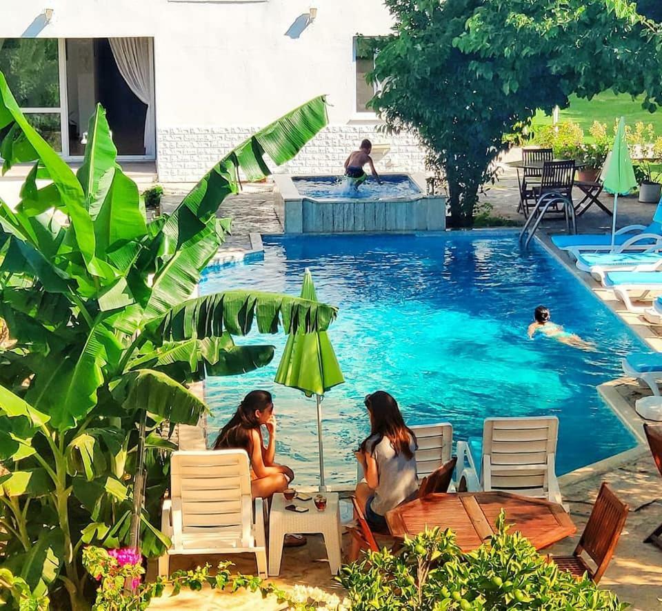 Parla Apart Hotel Cesme Ngoại thất bức ảnh
