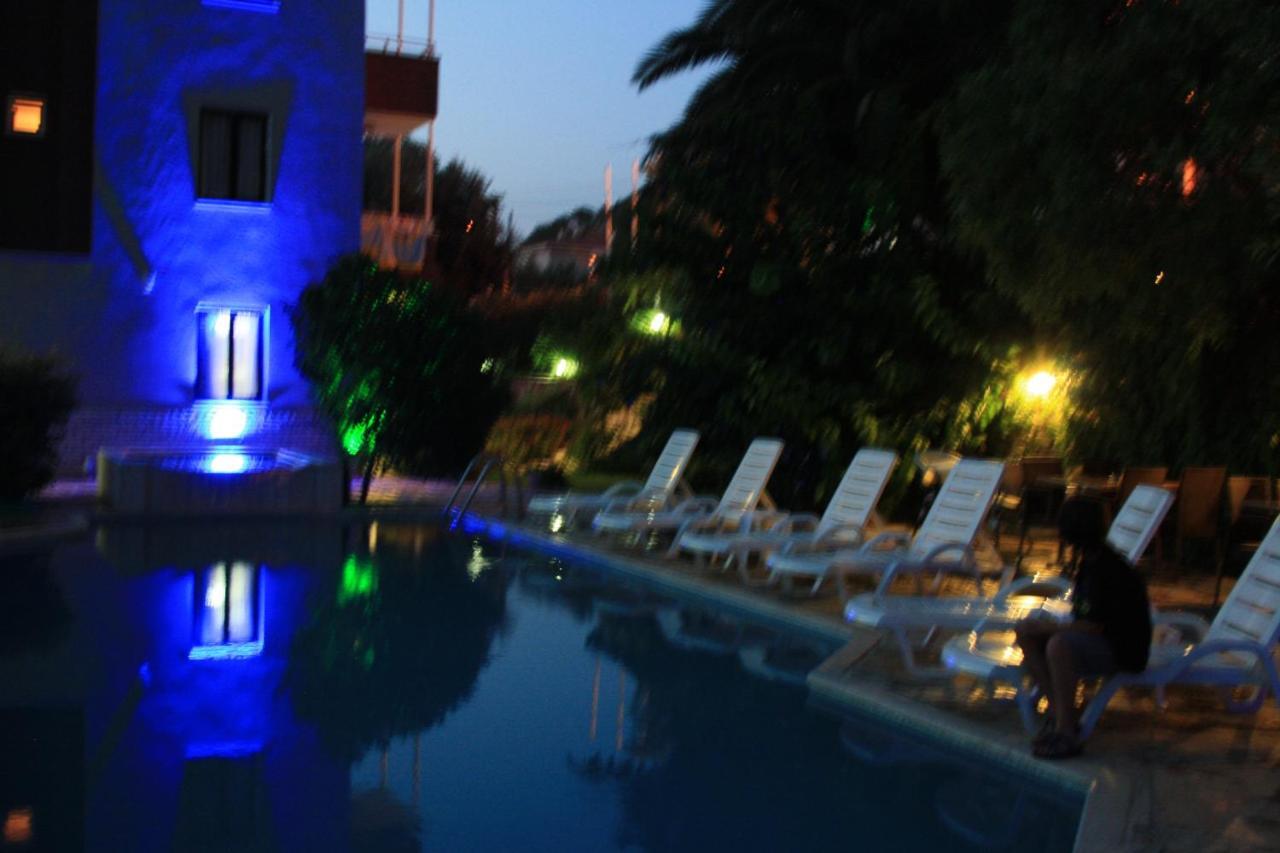 Parla Apart Hotel Cesme Ngoại thất bức ảnh