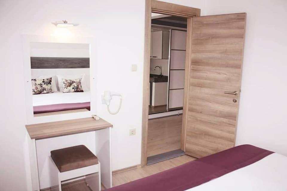 Parla Apart Hotel Cesme Ngoại thất bức ảnh
